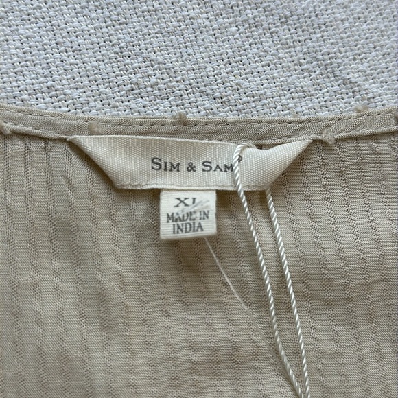 Boho ruffle cap sleeve v neck top with Swiss dot detail SZ L-XL (Bin3) - Picture 5 of 8